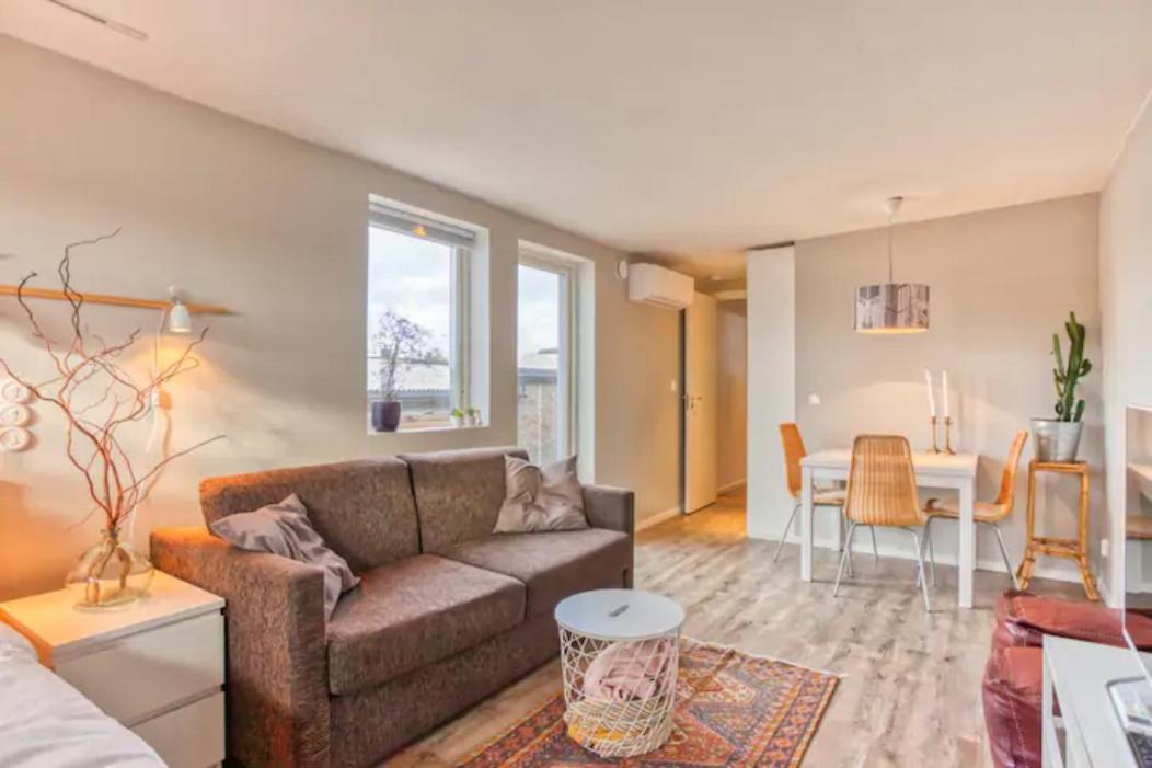 Beautiful Home Away From Home Near Stockholm City Saltsjöbaden Exterior foto